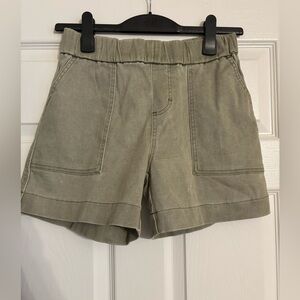 Lee Green Cargo Shorts Relaxed Fit Elastic Waist